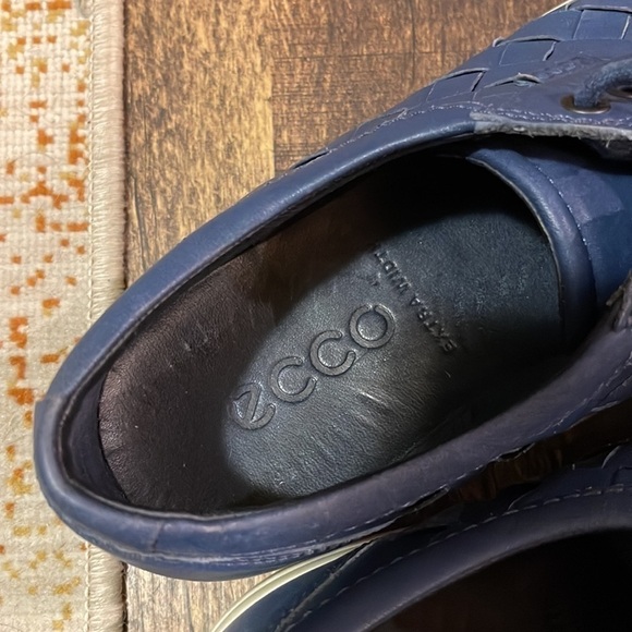 ECCO Soft 7 Woven Navy Blue Leather Sneakers Extra Width Size 9 - Picture 9 of 13
